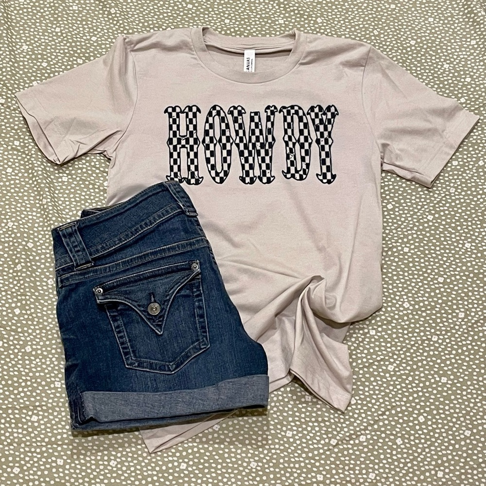 Howdy tee